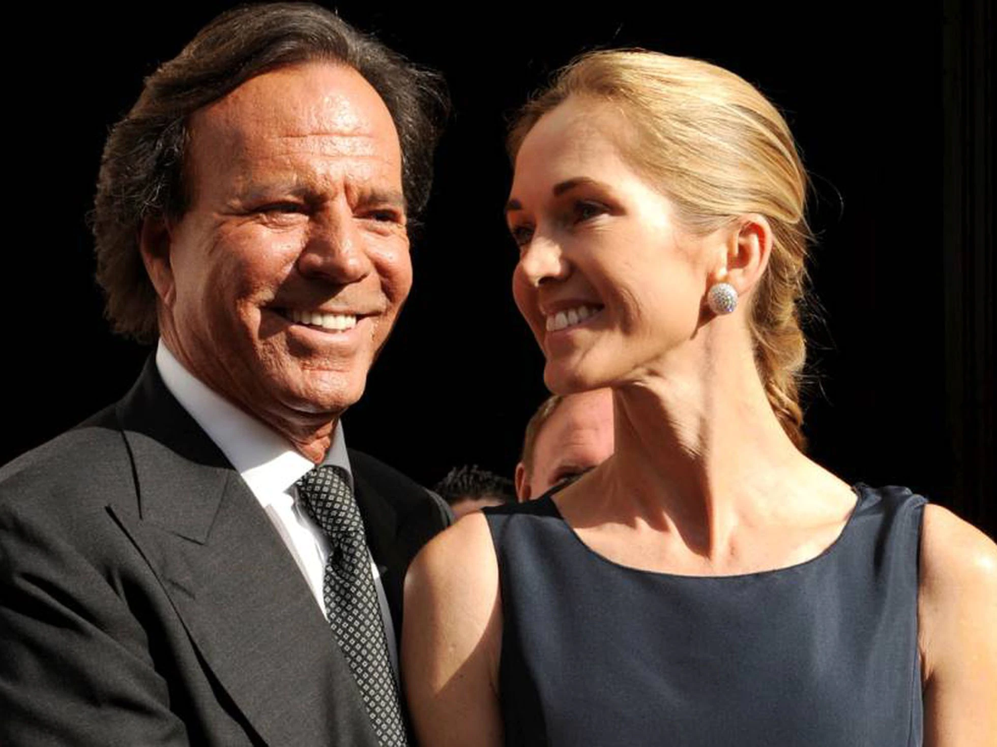 Julio Iglesias admitió que su ex Miranda ha quedado con mucho dinero