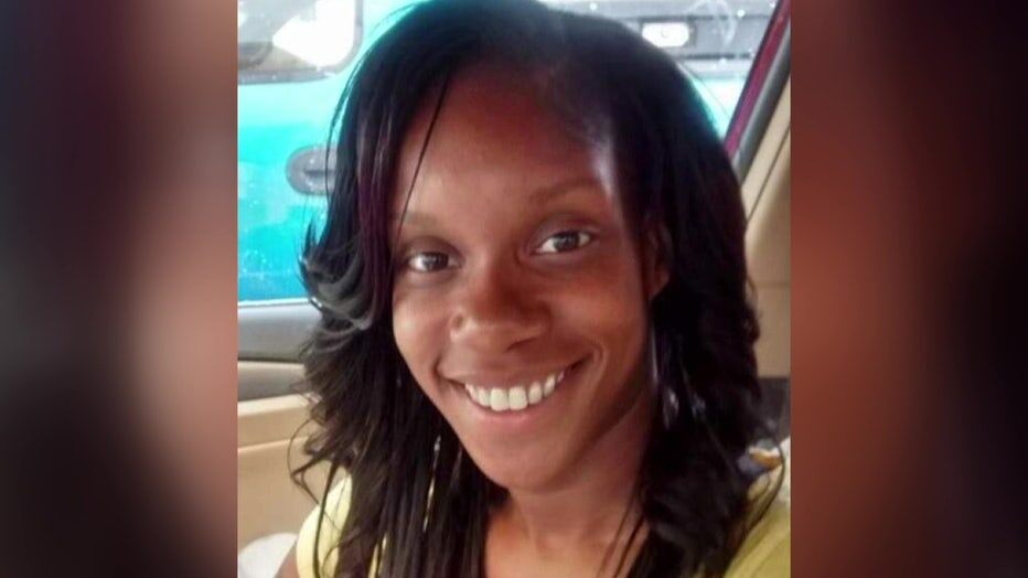 Buscan a mujer desaparecida en el condado de Pasco