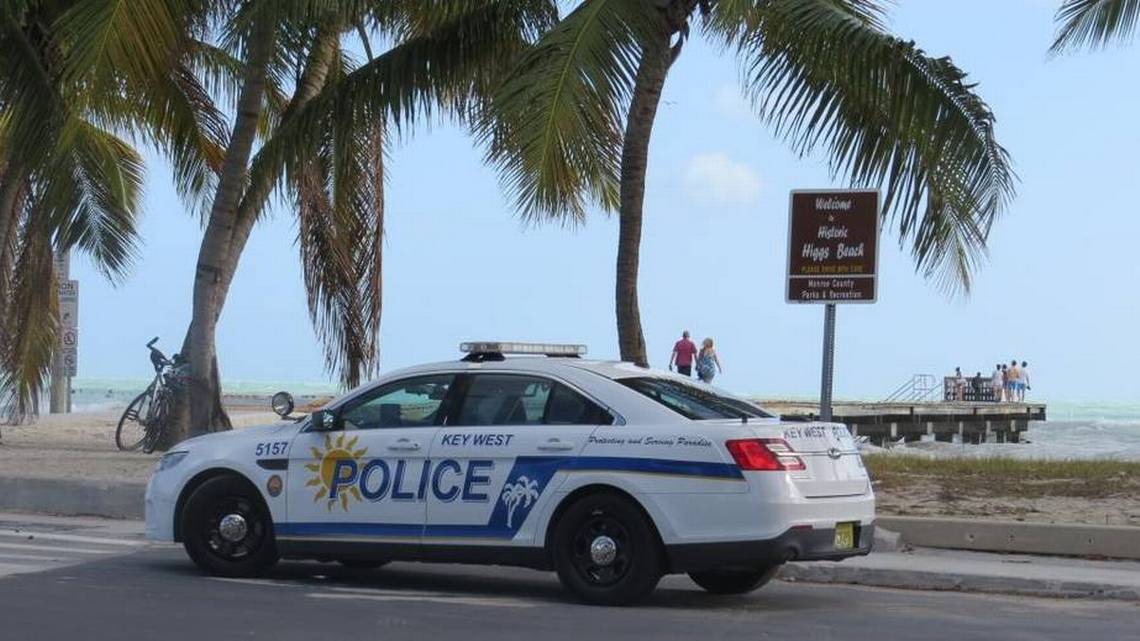 Driver commits suicide after causing car accident in Key West