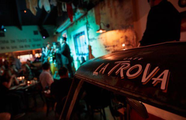Café La Trova en Miami fue galardonado entre los mejores bares del mundo