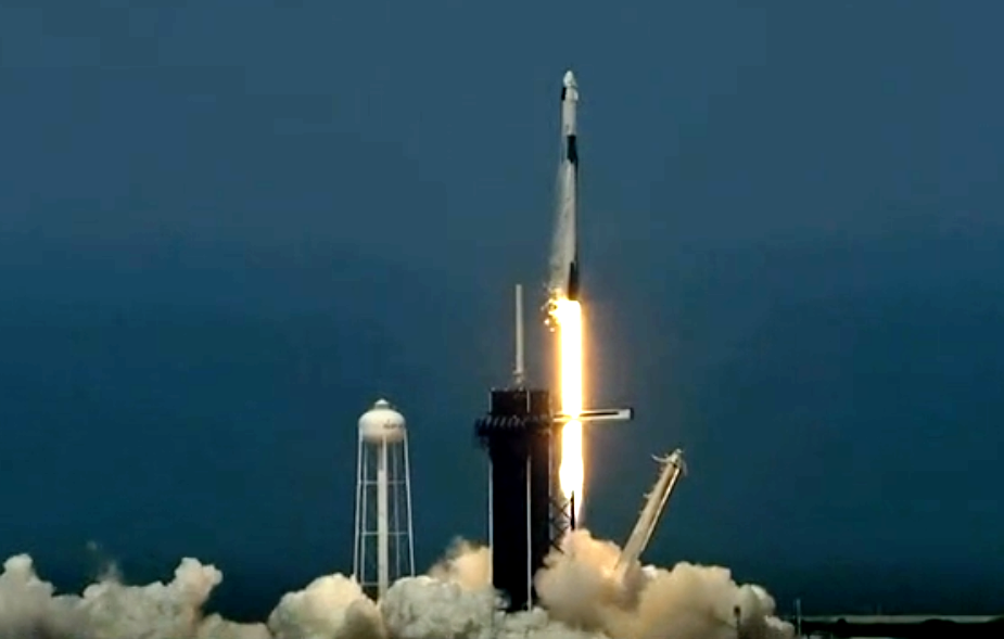 ¡Sorprendente! SpaceX lanza la primera misión tripulada privada de la historia
