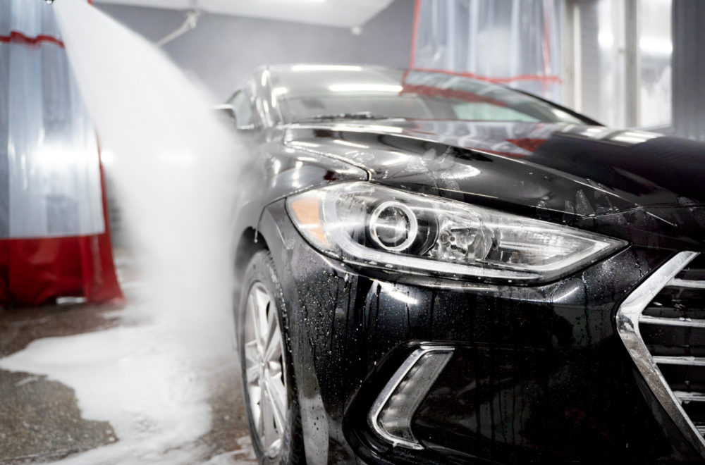 ¿Está protegido mi auto si sufre daño en un túnel de lavado?