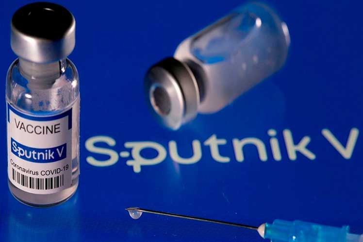 OMS reanudará proceso de revisión para la aprobación de la vacuna Sputnik V