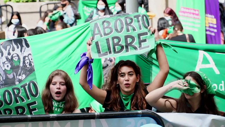 Reacciones por prohibición del aborto tras 15 semanas