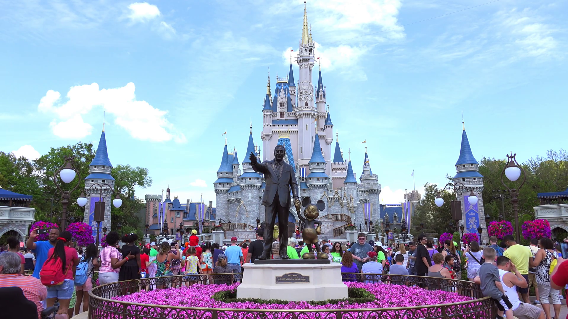 ¿Cuánto ha cambiado el primer parque de Disney?