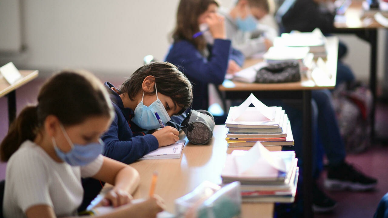 Broward aprueba uso obligatorio de mascarillas en escuelas