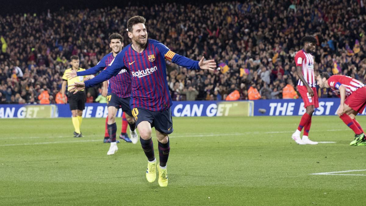 VÏDEO: Así felicitaron a Messi cuando se convirtió en el jugador con más partidos en Barcelona