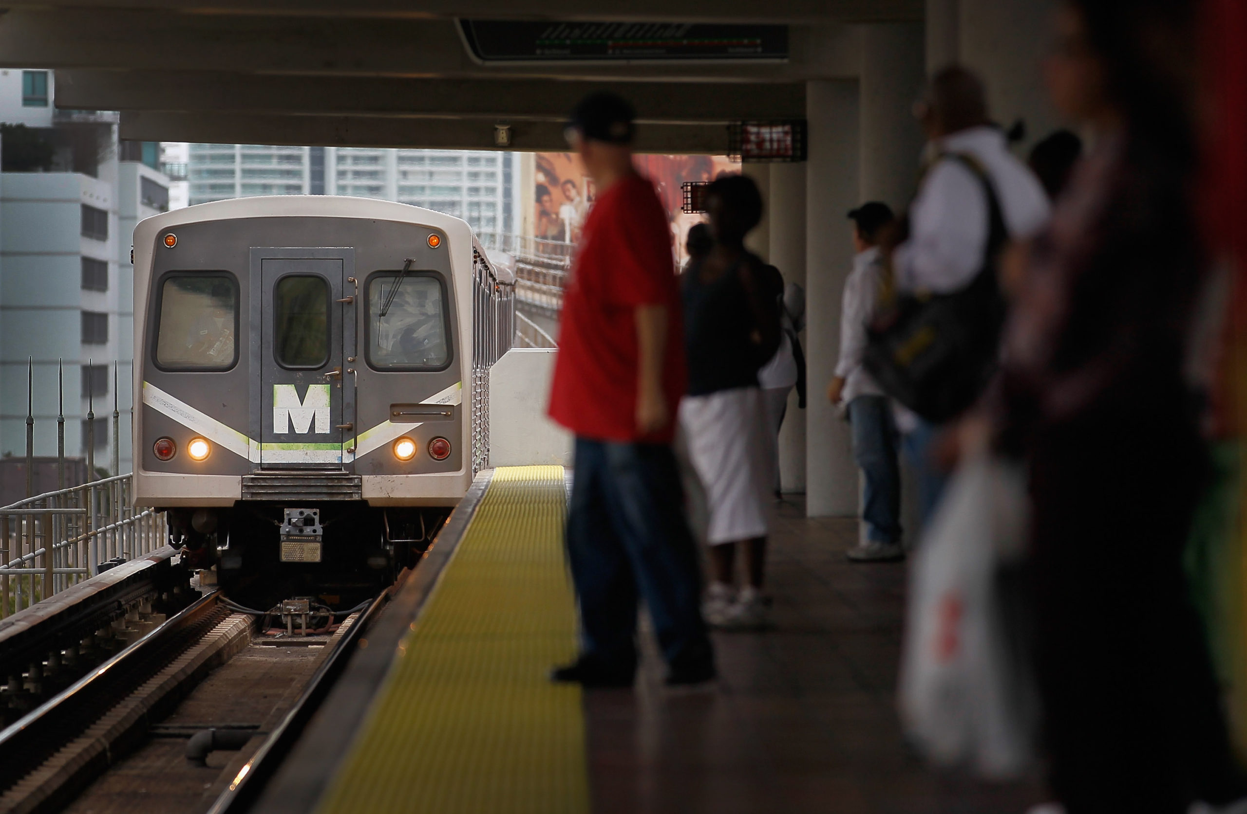 Colapsó el Metrorail de Miami  debido a una intensa actividad policial