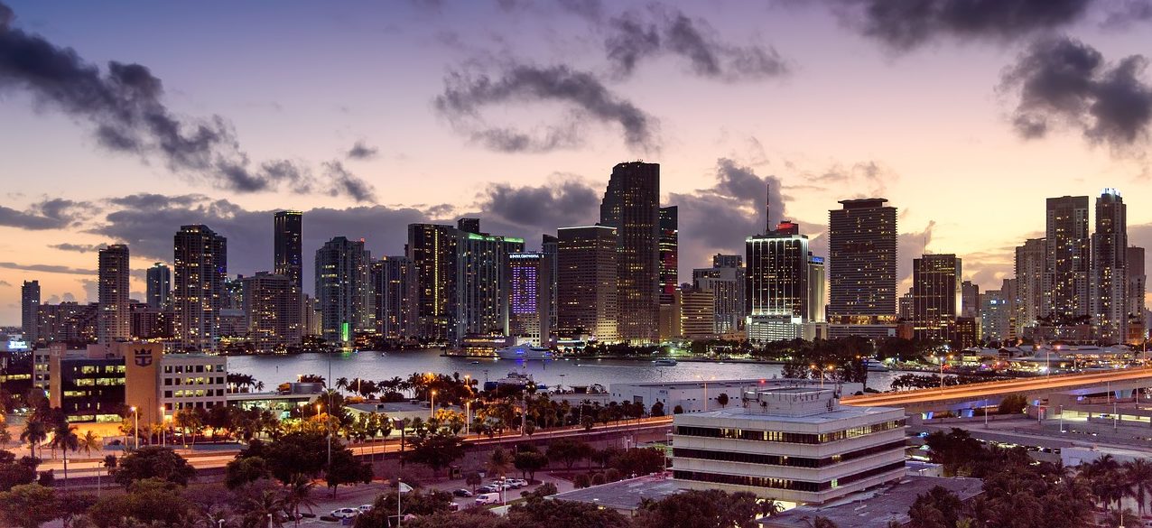 Ventas de condominios de lujo en Miami aumentaron en Julio