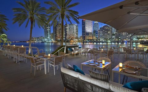 Miami Beach vive la experiencia Oodite Arts con dos coloridas muestras visuales