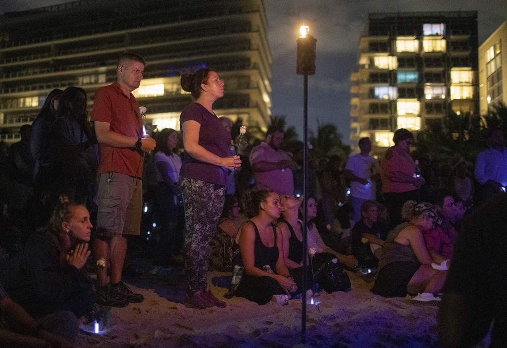 Miami Beach encenderá sus luces en memoria de las victimas de Surfside