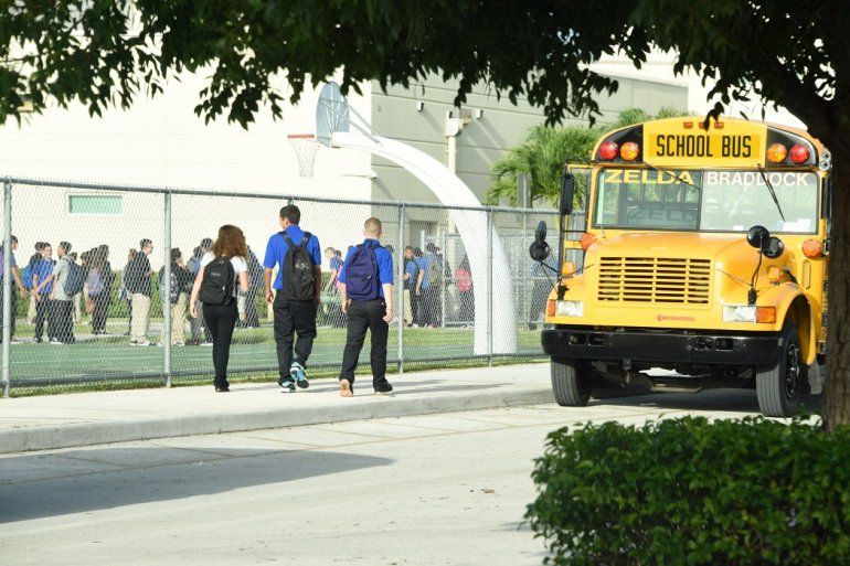 Florida: Escuelas de Miami-Dade, Broward y Monroe retomaron clases este viernes