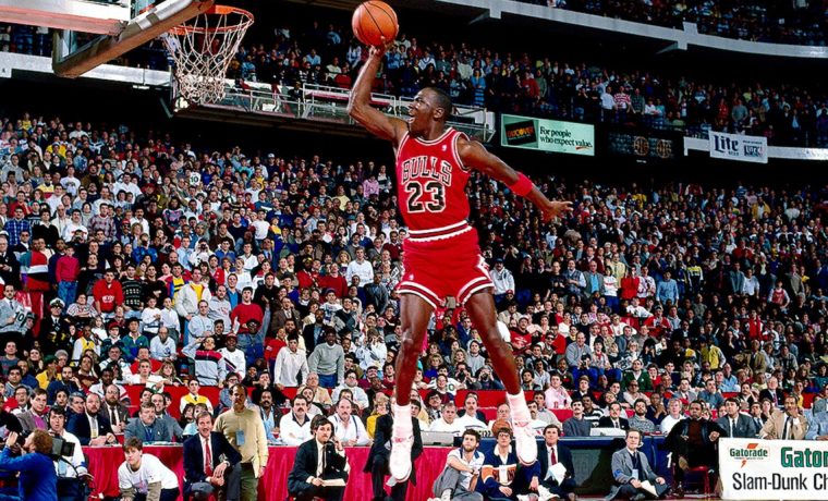 Michael Jordan celebra sus 60 años con una millonaria donación