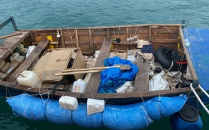 Tres migrantes cubanos fueron rescatados en un barco por guardacostas en los Cayos de Florida
