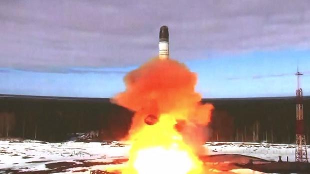 Rusia prueba misil balístico intercontinental de 6 mil kilómetros de distancia, amenaza mundial