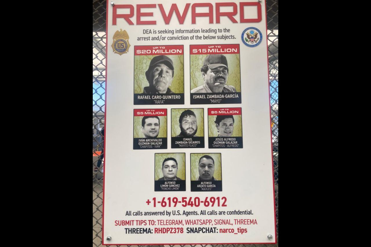 La DEA va por el Cártel de Sinaloa anunciando millonarias recompensas con póster