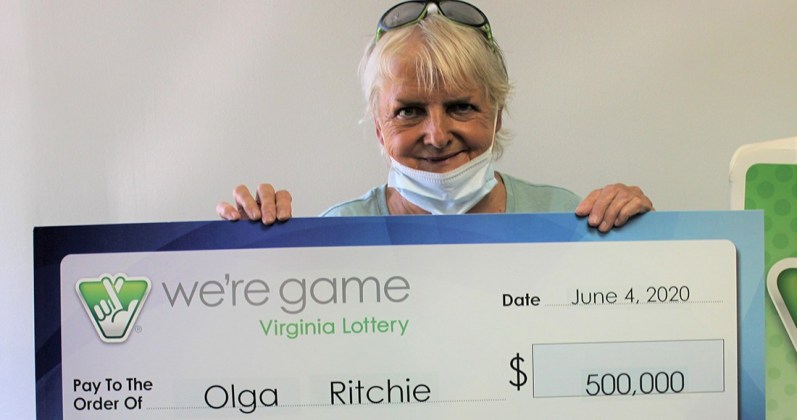 Mujer gana $500 mil gracias un “dolor de cabeza millonario”