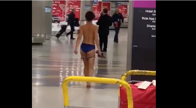 ¡Sólo en Florida! Mujer cantando se desnudó en el Aeropuerto Internacional de Miami (Videos)