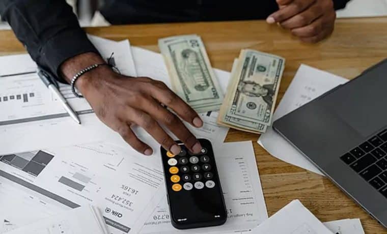 Conoce las multas del IRS y qué debes hacer para evitarlas