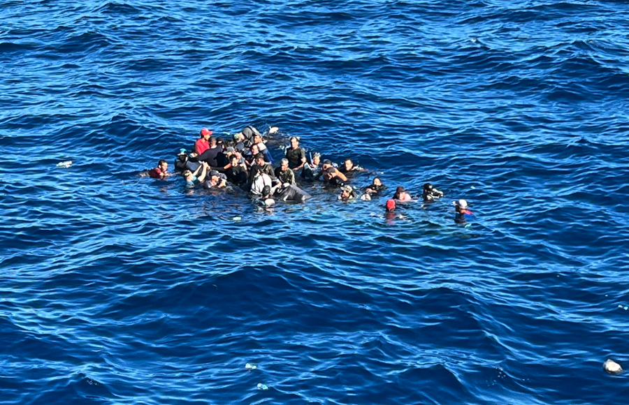34 migrantes rescatados de naufragio frente a los Cayos de Florida serán repatriados