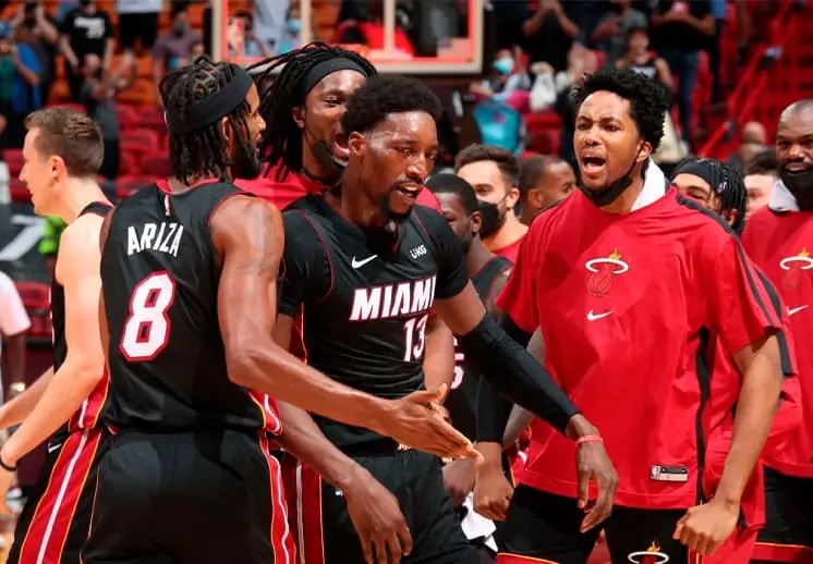 Nets de Brooklyn vivieron una pesadila en visita al Heat de Miami