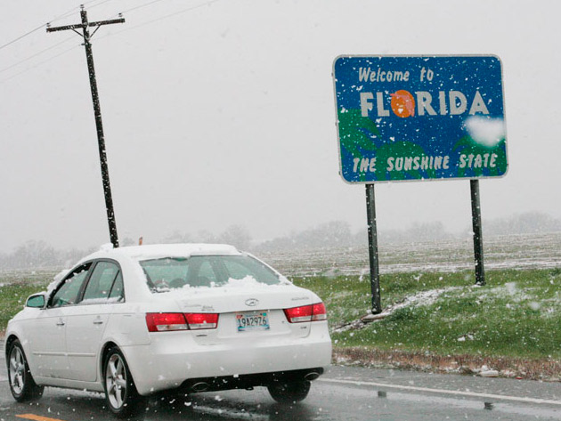 Residentes de Florida se preparan para recibir un frente frío este fin de semana