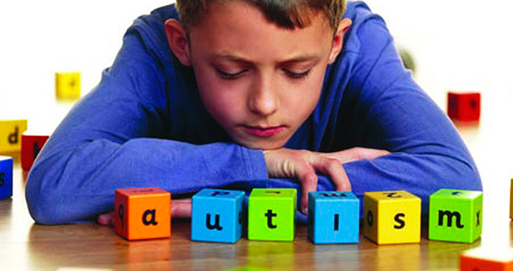 Escuelas de Miami-Dade aprobaron propuestas para afrontar las amenazas en redes sociales a estudiantes con autismo