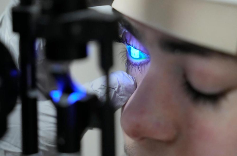 Terapia génica experimental en Miami devolvió la visión a un adolescente