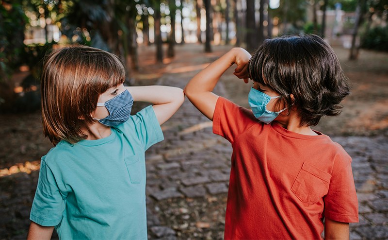 ¿Por qué los niños desarrollan más defensas contra el covid?