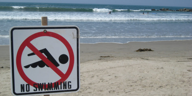 ¡Riesgo! Alerta de resaca para los bañista de Miami-Dade, Broward y Palm Beach