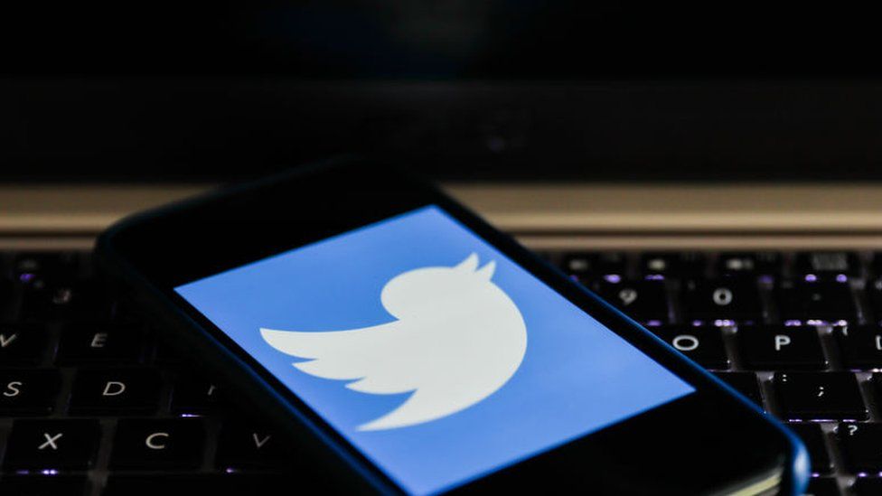 Twitter combate la desinformación junto a sitios de noticias