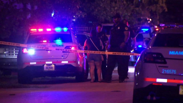 Policía busca a sospechosos responsables del mortal tiroteo de Miami-Dade