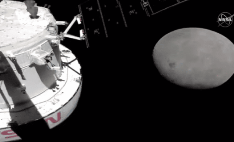 La cápsula Orion de la NASA completó su vuelo lunar
