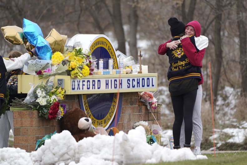 El distrito escolar de Michigan rechazó la oferta de La Fiscal General del estado para investigar el tiroteo ocurrido en la escuela Oxford