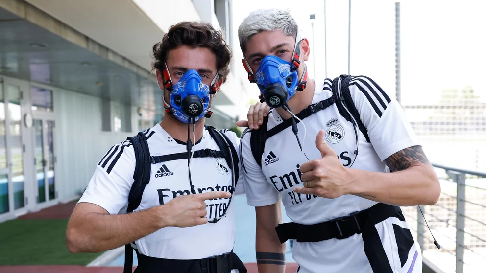 El Real Madrid utiliza mascaras en sus entrenamientos ¿Para qué sirven?