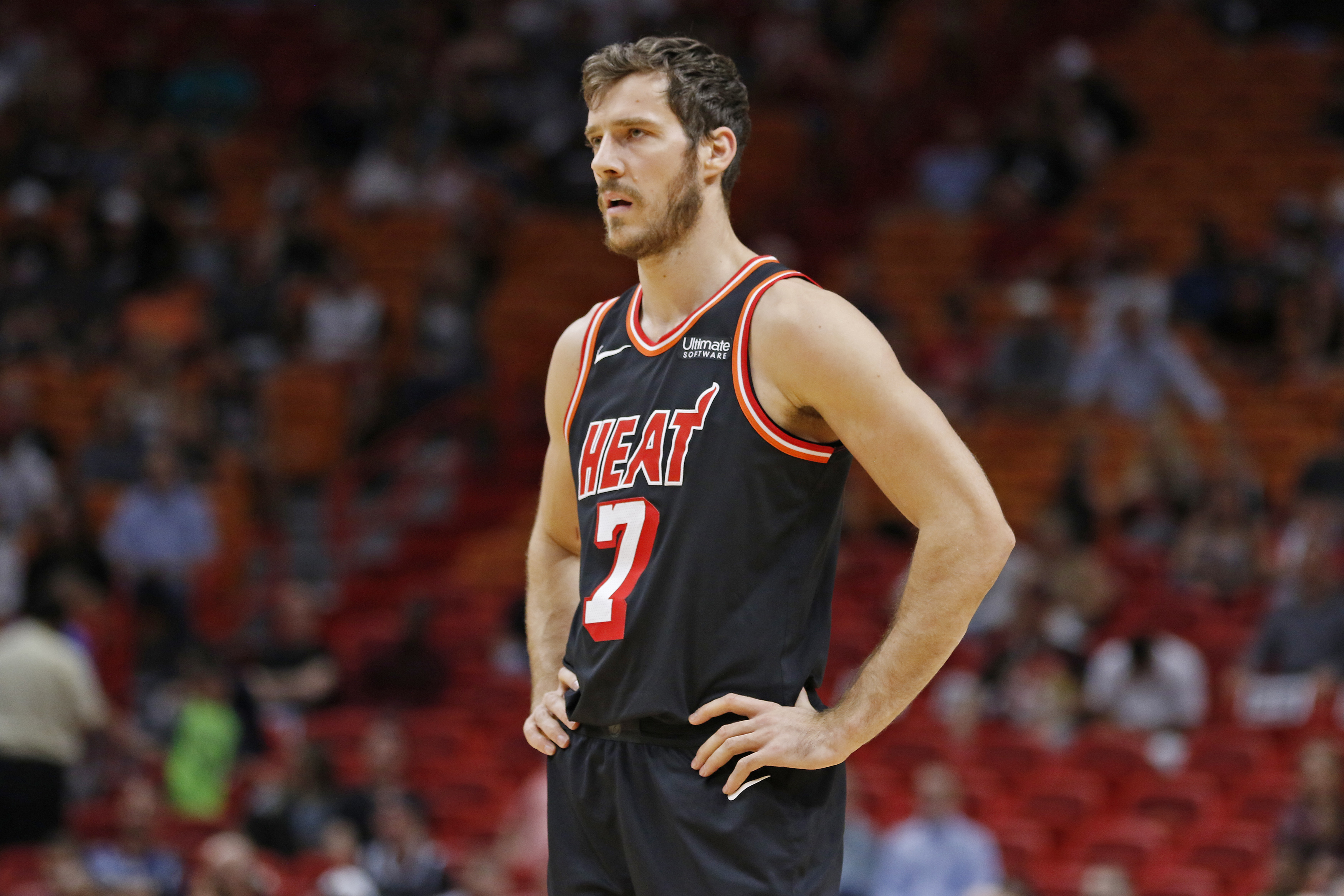 Goran Dragic de Miami Heat considera la opción de $19.2 millones para la próxima temporada