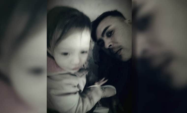 Padre clama justicia ante el macabro asesinato de su hija de dos años en Argentina