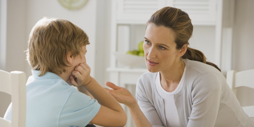 Dra. Aliza: ¿Cómo hablar con los niños y adolescentes acerca de la guerra?
