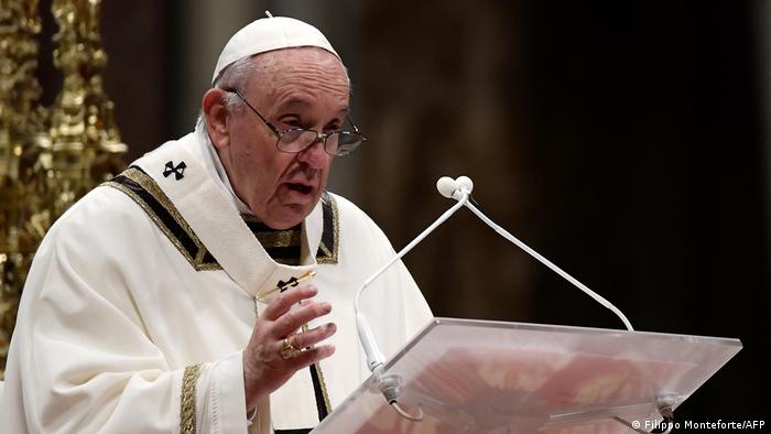 Papa Francisco pidió a las suegras que cuiden su lengua o se convertirán en pecadoras