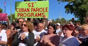 Cubanos manifestaron para que vuelva programa parole de reunificación familiar