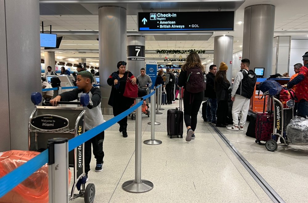 Empleados de seguridad de Aeropuerto de Miami hurtaban a pasajeros durante revisiones