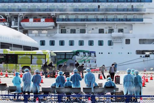 Virus de Wuhan: 16 pasajeros de crucero en cuarentena fueron trasladados a hospitales de EEUU