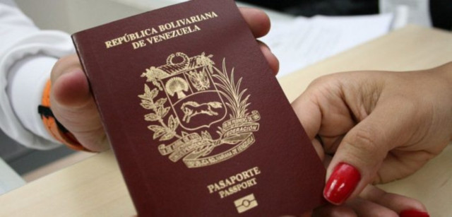 Estados Unidos apoya la extensión de la validez de los pasaportes venezolanos