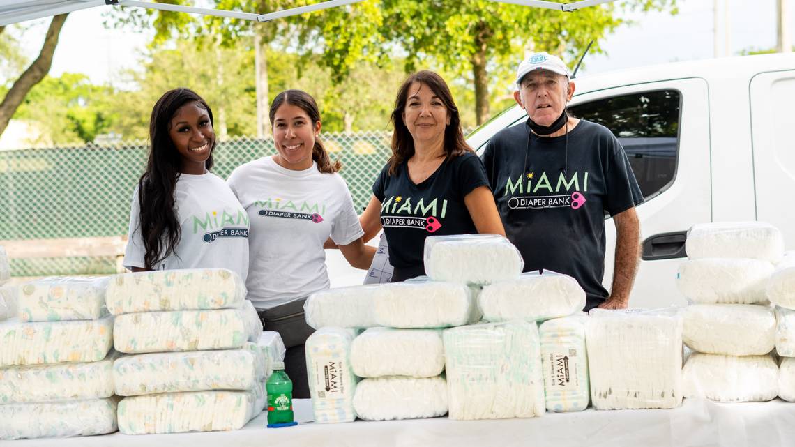 Miami Diaper Bank evalúa necesidad de pañales infantiles