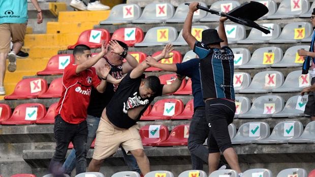 Tragedia en México: 22 heridos en estadio de Querétaro