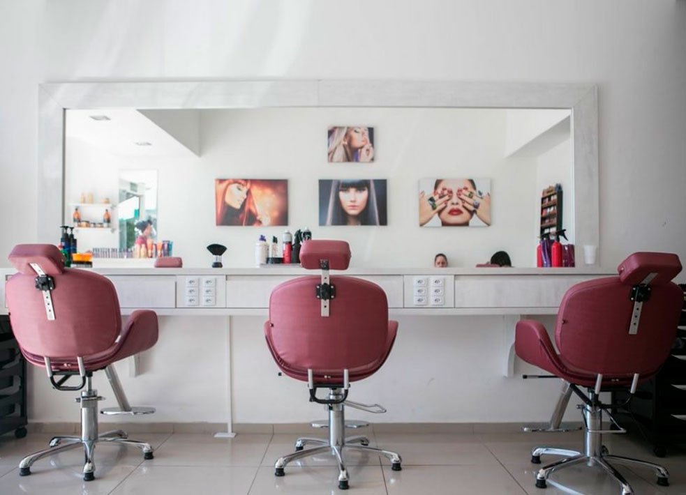 UniVista: ¿Acaso las peluquerías no son un negocio esencial?
