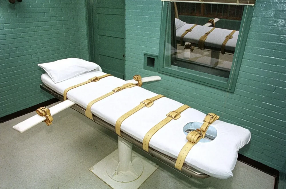 Senado de Florida aprueba cambiar voto unánime para pena de muerte