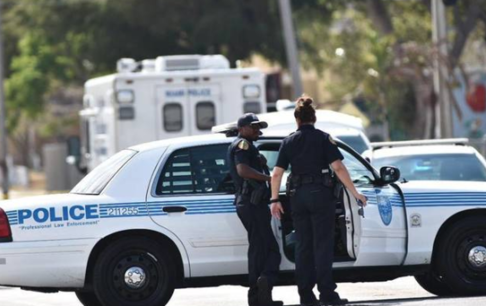 Una infracción desató persecución policial al estilo de “Rápido y Furioso” en Miami
