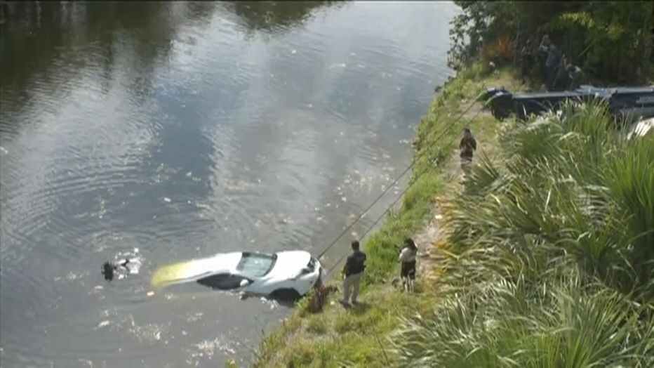 Policía de Miami-Dade encuentra vehículo usado en tiroteo masivo sumergido en un canal