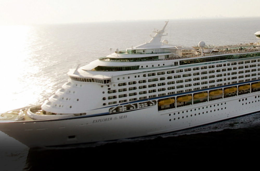Mujer protagonizó dramático rescate tras caer al mar desde crucero de Royal Caribbean